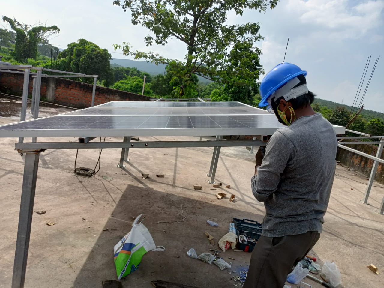 Solar-Installation-Loofal 